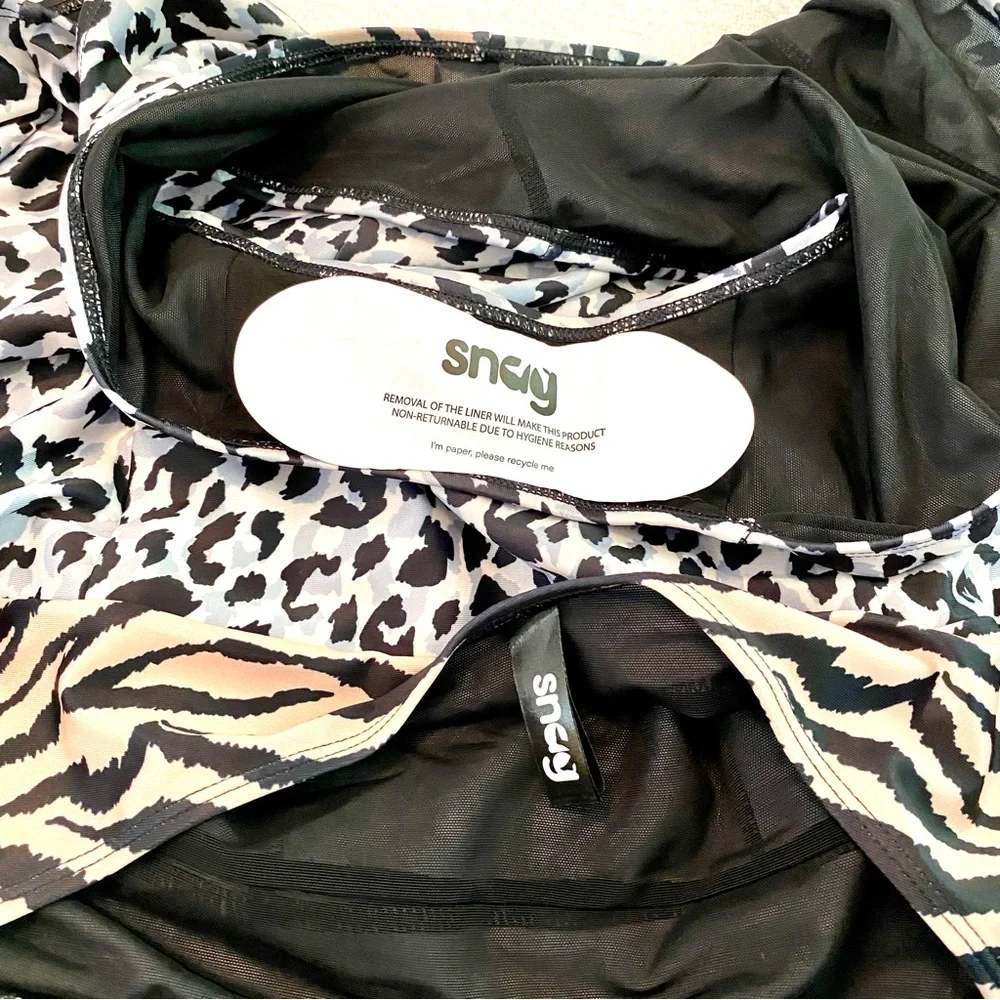SNAG Tights Brand Swimsuit in Fortune & Glory Halter Animal Print Size F - 16/18 - Picture 10 of 15